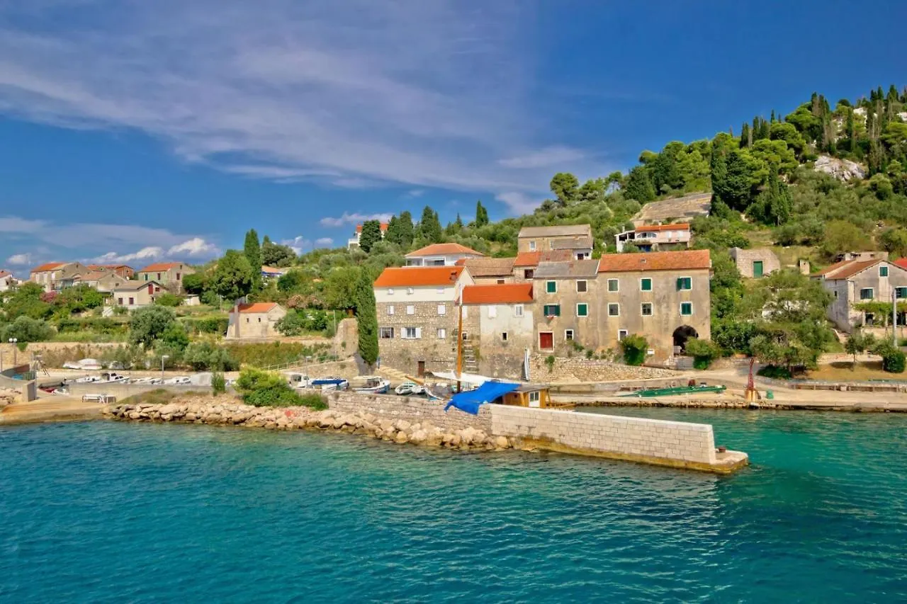 Apartment In Preko With Sea View, Terrace, Air Conditioning, Wi-Fi 0*,  Croatia