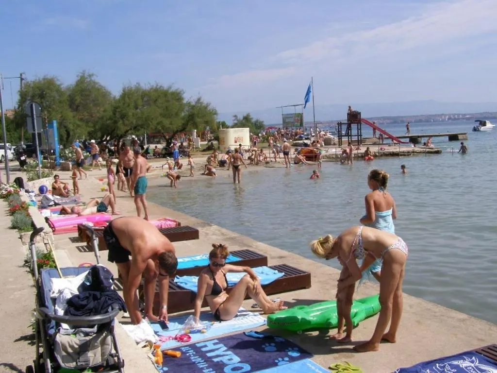 Apartment In Preko With Sea View, Terrace, Air Conditioning, Wi-Fi